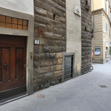 Апартаменты La Torre Di Dante Флоренция Экстерьер фото